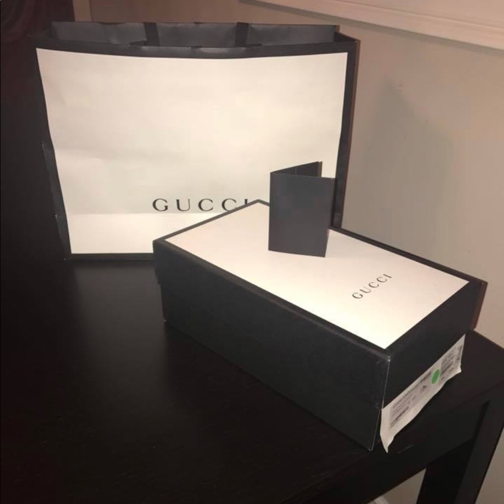 Men’s Gucci sneakers